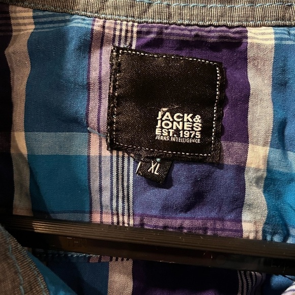 Jack & Jones button down long sleeve xl fits like a regular large - Picture 6 of 8